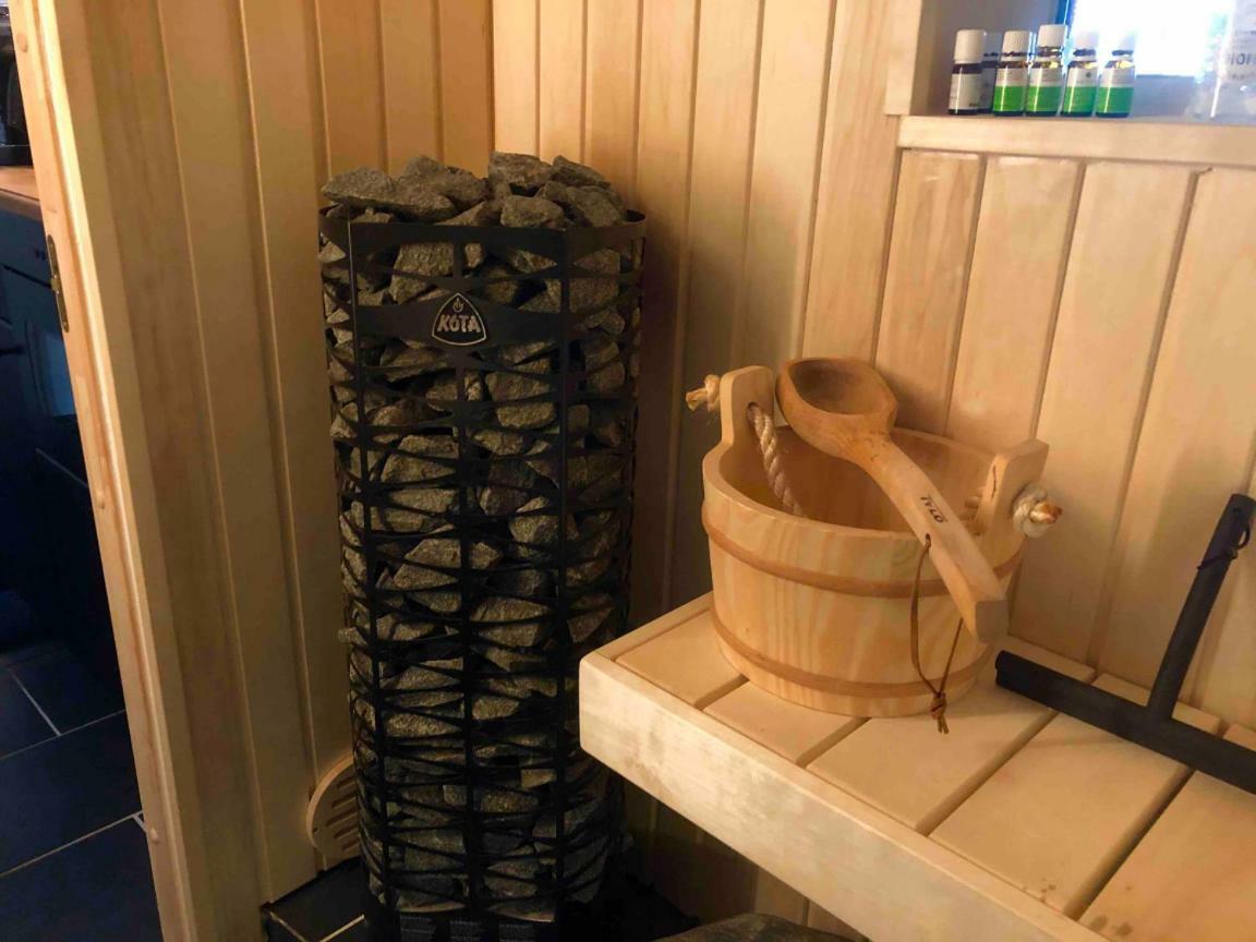Lovely studio apartment seaview&private sauna Lerum Exterior foto